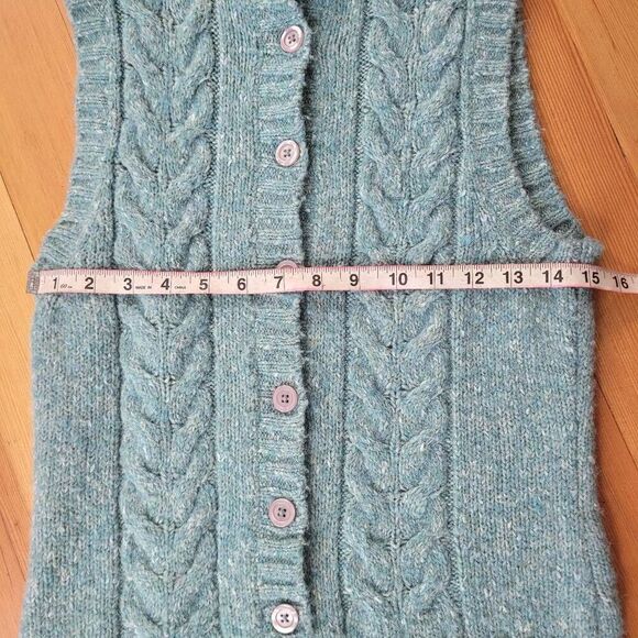 L.L. Bean wool blend mock neck cable knit vest button down cottage grandma - Picture 9 of 9